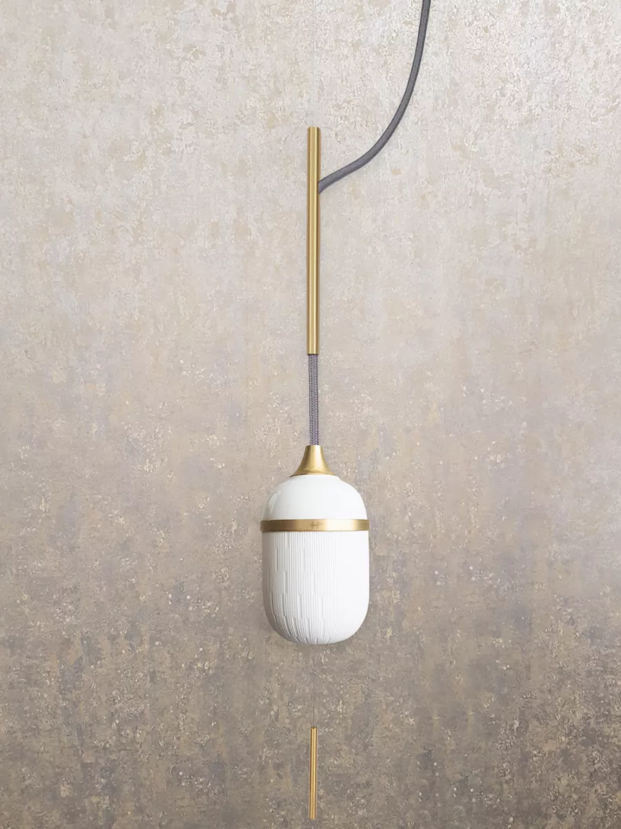 Pendant light solo Grand Fleur de Kaolin - Dark grey cords - Designheure